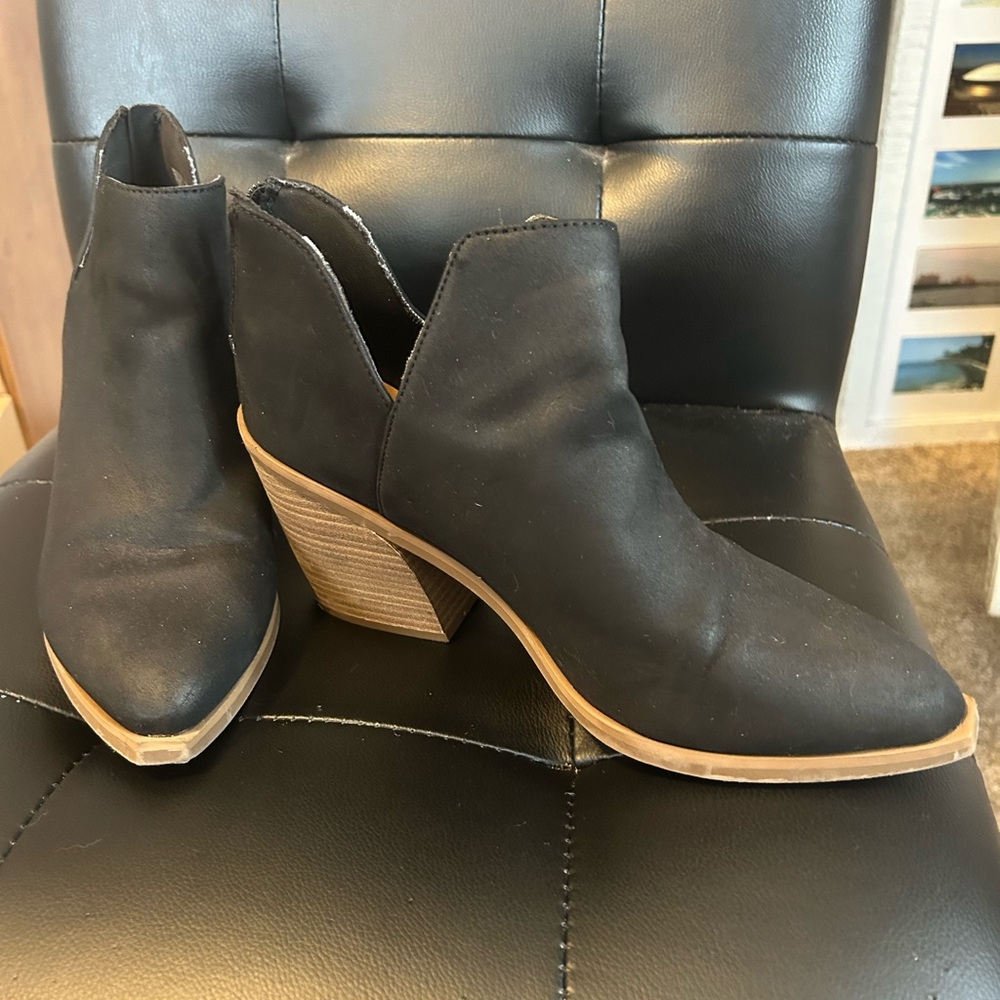 Time and Tru Black Ankle Cut-Out Booties, 3.5" heel, size 10